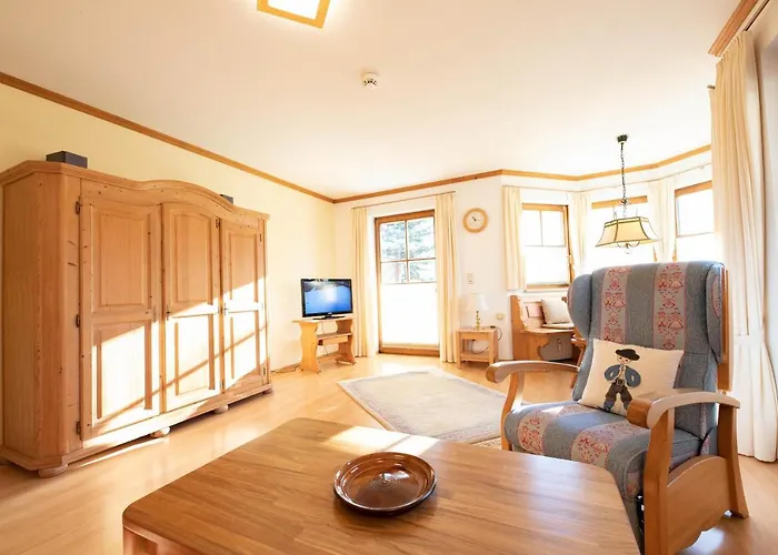 アパート Kreuzeck ガルミッシュ・パルテンキルヒェン